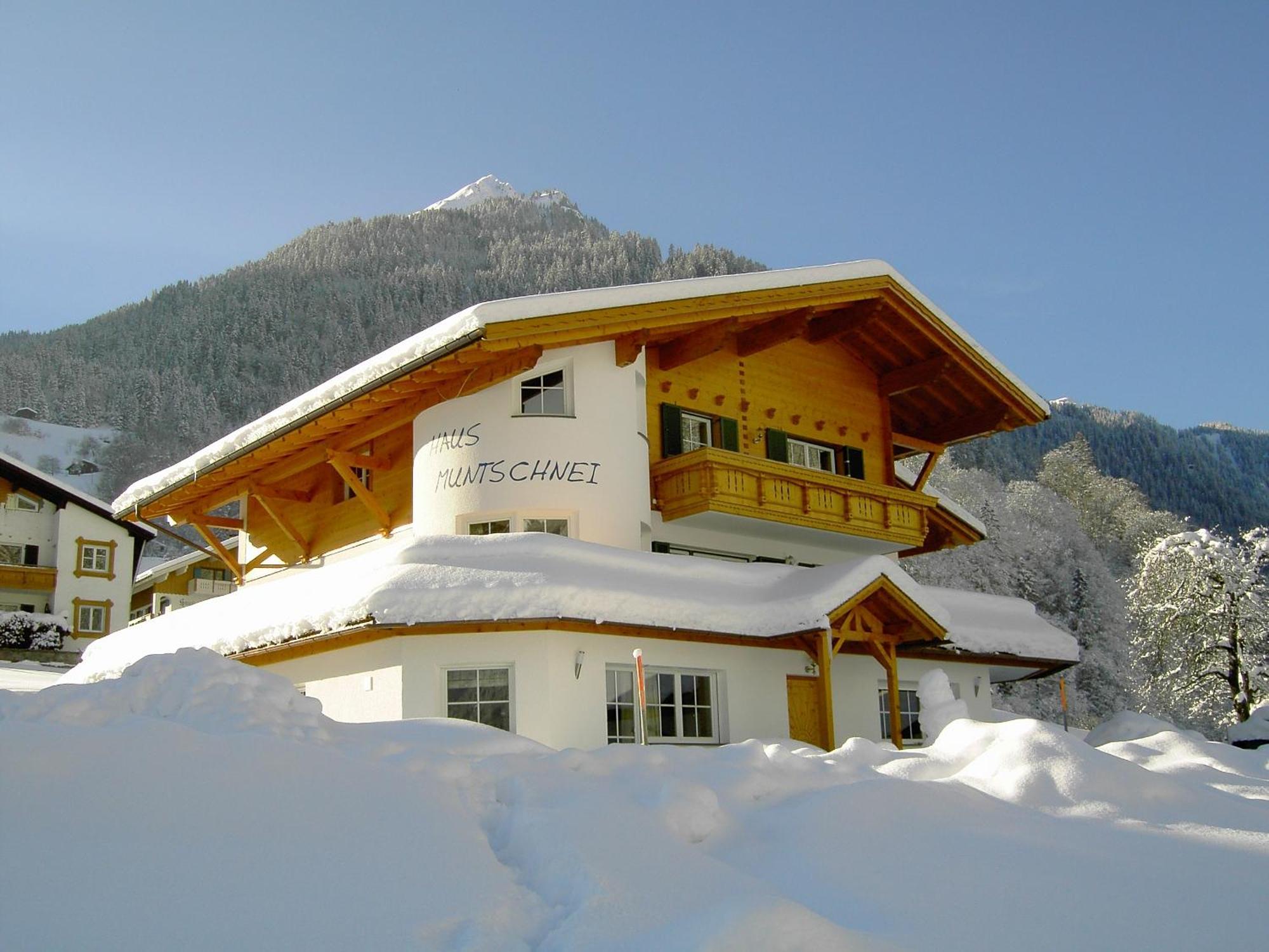 Ferienwohnung Haus Muntschnei Sankt Gallenkirch Exterior foto
